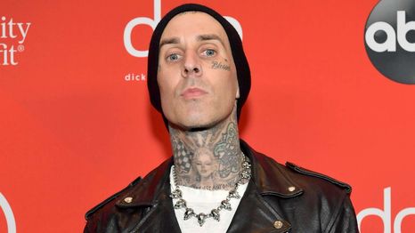 Crece la preocupación por el entorno familiar de Travis Barker y Kourtney Kardashian