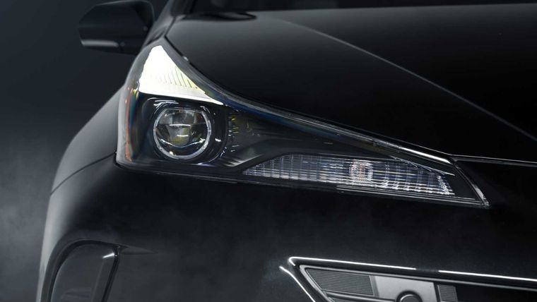 Toyota Prius 2023, el híbrido en problemas