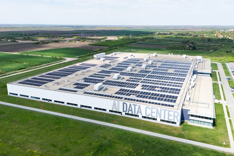 Cada centro de datos dedicado a inteligencia artificial requerirá más electricidad durante la próxima década. Cada centro de datos dedicado a inteligencia artificial requerirá más electricidad durante la próxima década.