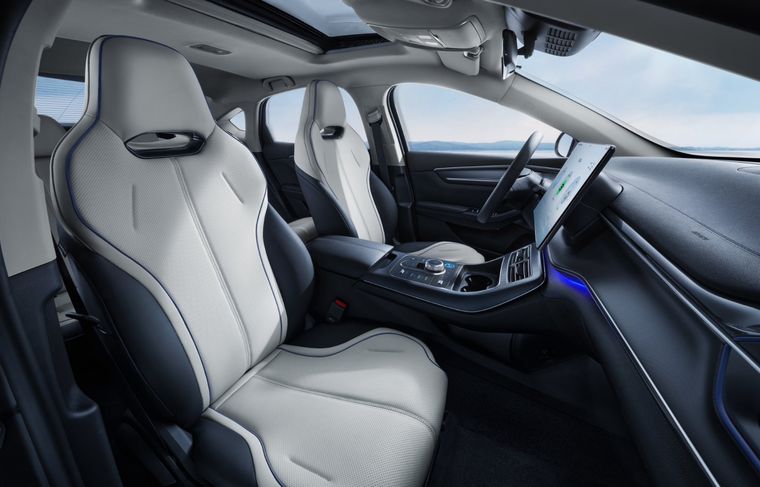 El interior del nuevo auto de BYD que destaca por su consumo