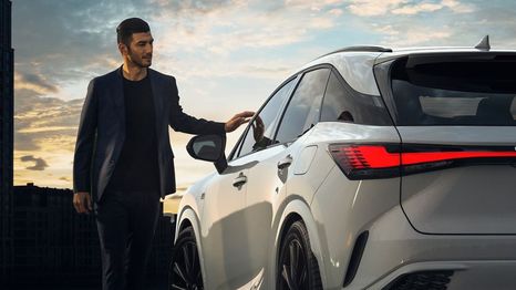 Lexus lidera el mercado automotriz