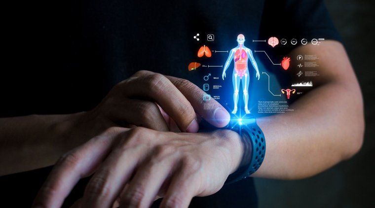 Un smartwatch capaz de detectar plástico redefine el futuro de los wearables.