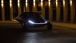 aptera esta de vuelta con un nuevo ev que no necesita cargarse