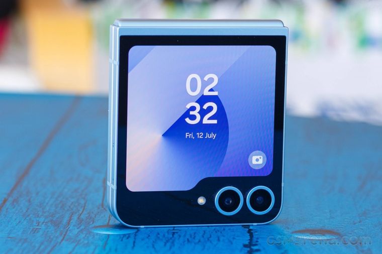 Se espera que el Galaxy Z Flip7 FE no supere los $1.000 dólares. Se espera que el Galaxy Z Flip7 FE no supere los $1.000 dólares.