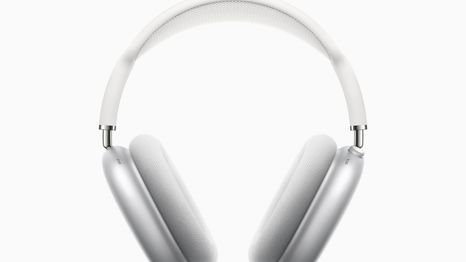 La tienda online tiene con descuento estos auriculares solo en color rosa.