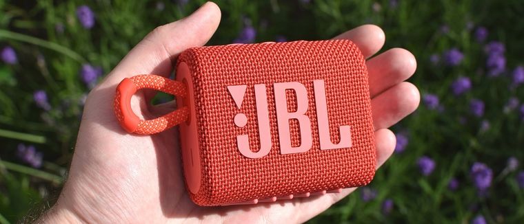 Este mini altavoz JBL resistente al agua cae por menos de 35 euros en Amazon