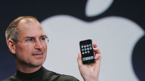 Este es el primer móvil que Steve Jobs vendió