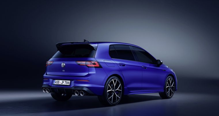 El nuevo VW Golf R 2022 presentado por la marca es una verdadera bestia.