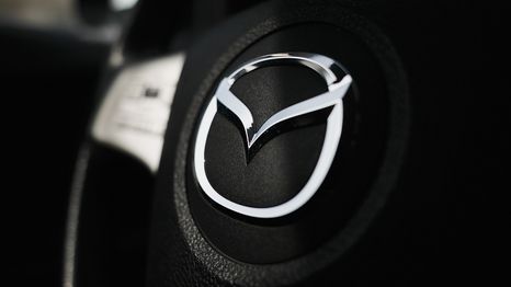 Mazda presenta un SUV con tecnología híbrida