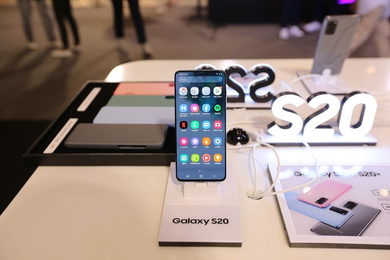 Espectacular oferta Walmart: el Samsung Galaxy S20 por menos de $250 dólares