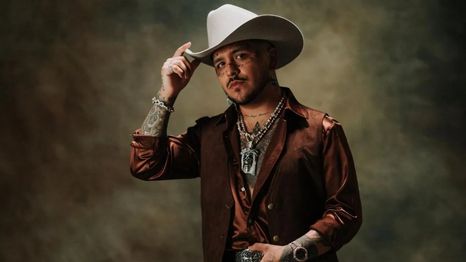 Fan de su relación: esta es la polémica foto de Christian Nodal junto a la amiga de su esposa