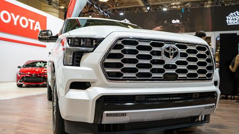 Toyota Sequoia 2025: versión híbrida enchufable 