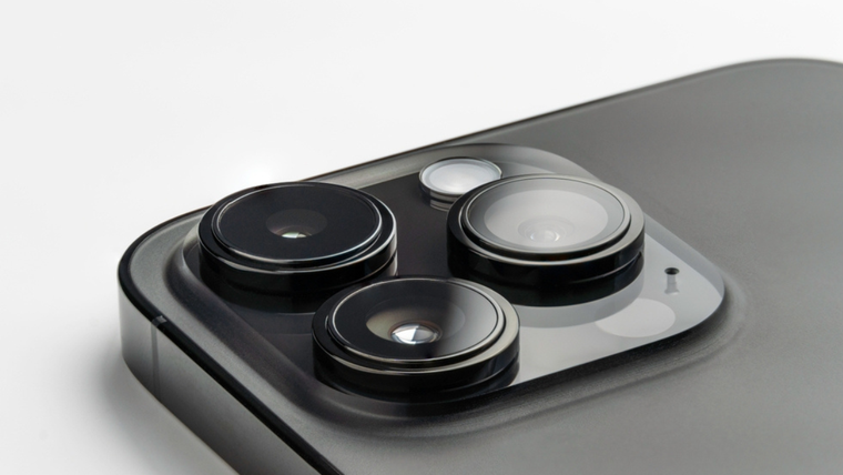 iOS 17 trae un cambio en la cámara de un iPhone gama alta