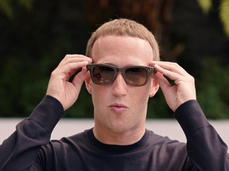 Mark Zuckerberg sostiene que las gafas inteligentes reemplazarán a los smartphones