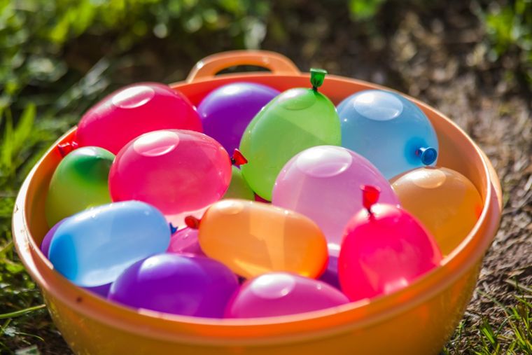 Dile adiós a los globos de agua tradicionales con estos globos ecológicos