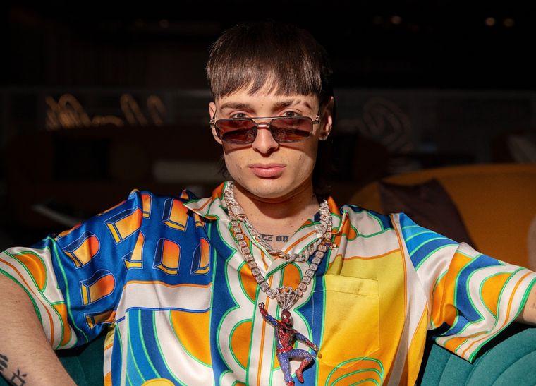 Peso Pluma, en un momento complicado