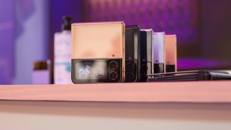 Xiaomi debutará con teléfonos plegables y amenaza a la familia Samsung