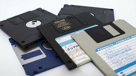 reddit da para todo: logran meter una pelicula en un disquete