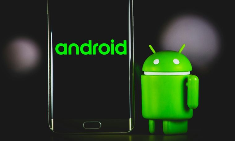 La nueva versión del sistema operativo de Android llegará con funciones diseñadas para actuar en tiempo real ante intentos de engaño, evitando que los ciberdelincuentes tomen el control de tu dispositivo o roben tu información personal.