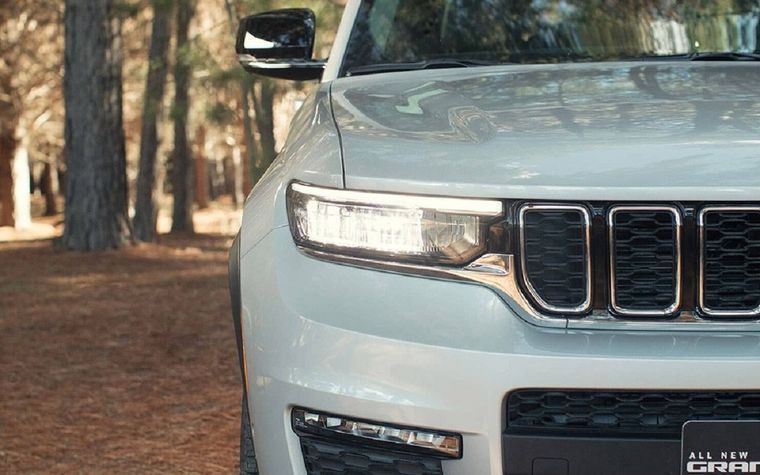 Jeep Grand Cherokee 2023, un elegante SUV con aspectos a mejorar