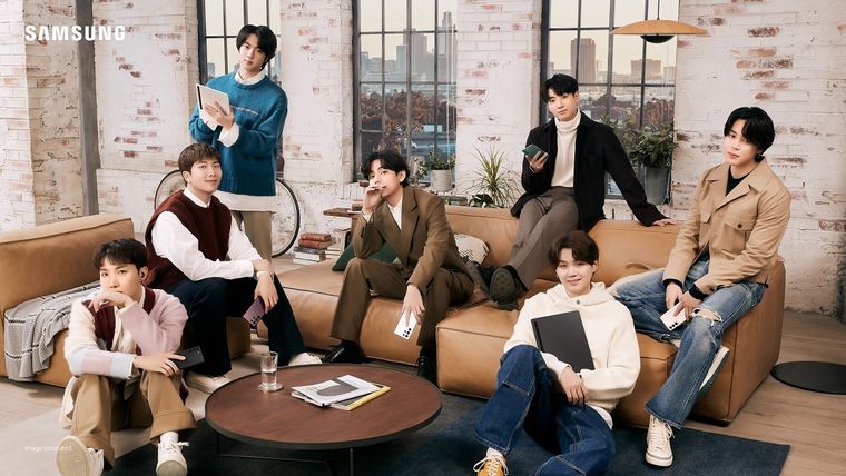 BTS, la banda que promociona Samsung pero usa iPhone