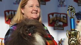 Wild Thang junto a su dueña, Ann Lewis