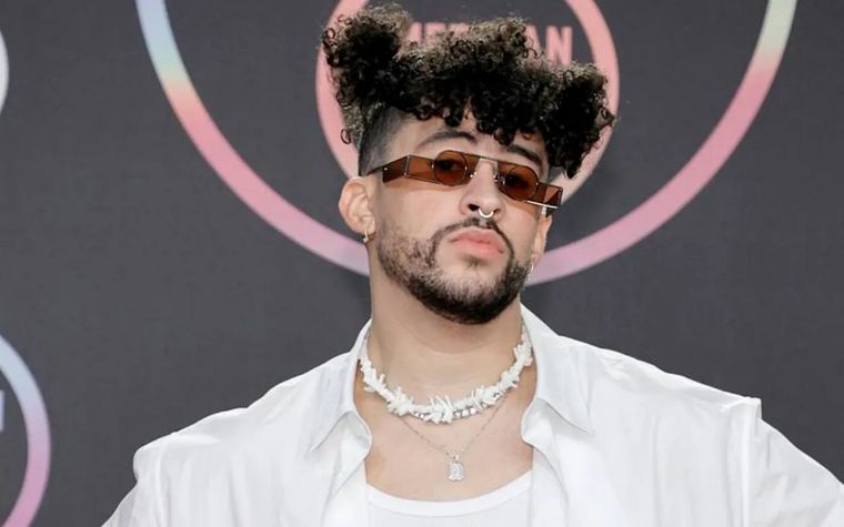 El cantante de Maná destrozó a Bad Bunny