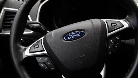 Ford está trabajando en mejoras en el sistema de airbags