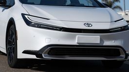 Toyota Prius 2025: precios, versiones y más