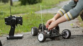 El auto a control remoto está en oferta por tiempo limitado en Walmart