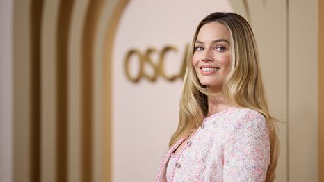 Margot Robbie tiene 34 años y espera a su primer hijo