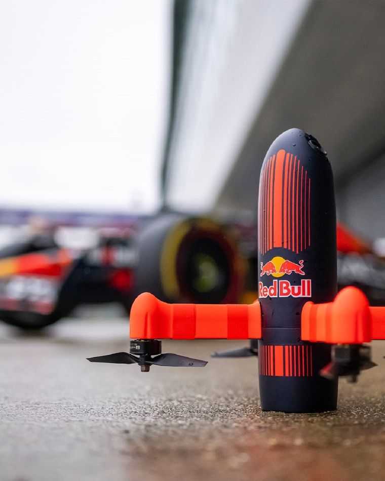 El nuevo drone de Red Bull Racing
