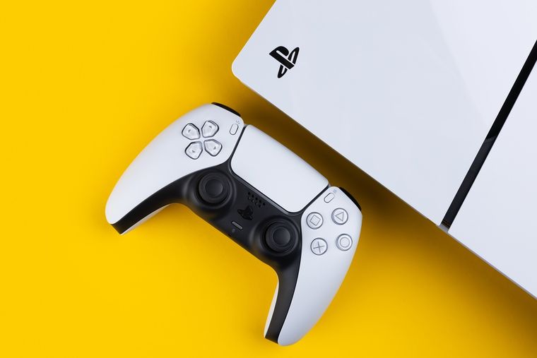 Con tecnología PSSR, la PS6 permitiría jugar a 8K y 60 FPS en títulos AAA. Con tecnología PSSR, la PS6 permitiría jugar a 8K y 60 FPS en títulos AAA.