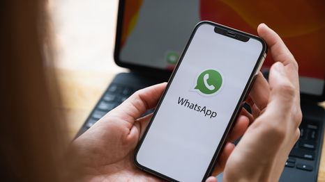 Tanto estudiantes como docentes pueden aprovechar el modo estudiante de WhatsApp para mejorar la concentración y el orden digital.