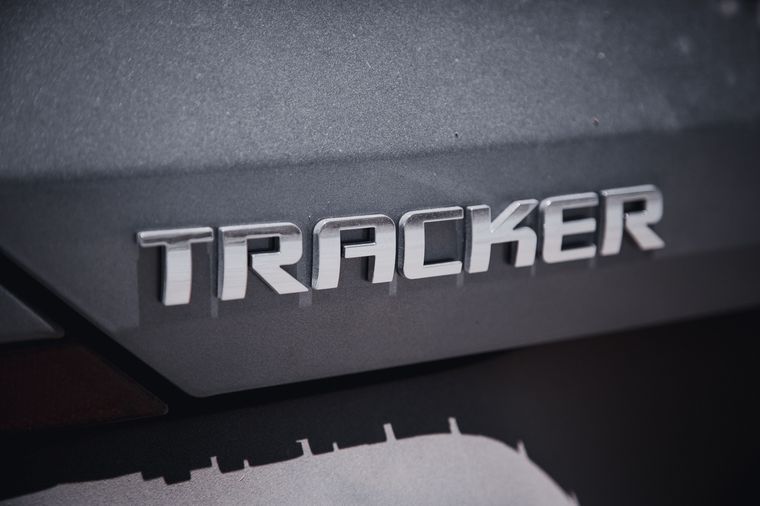 El restyling del Chevrolet Tracker incluye un frente renovado, doble pantalla interior y motor turbo de 139 CV en su versión argentina (Foto: Shutterstock)