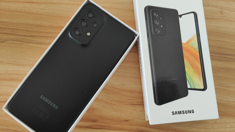 Duelo Moto G51 vs Samsung A33