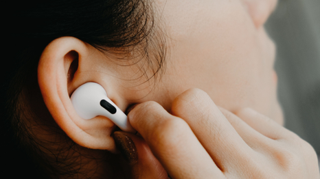 Si quieres comprar auriculares de primer nivel, el modelo de Apple llega con descuento con Walmart.