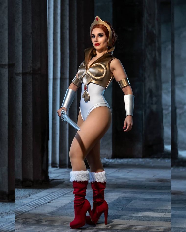 La cosplayer Clau Bailarinita decidió rendir homenaje a Teela, la valiente capitana de la Guardia Real de Eternia La cosplayer Clau Bailarinita decidió rendir homenaje a Teela, la valiente capitana de la Guardia Real de Eternia