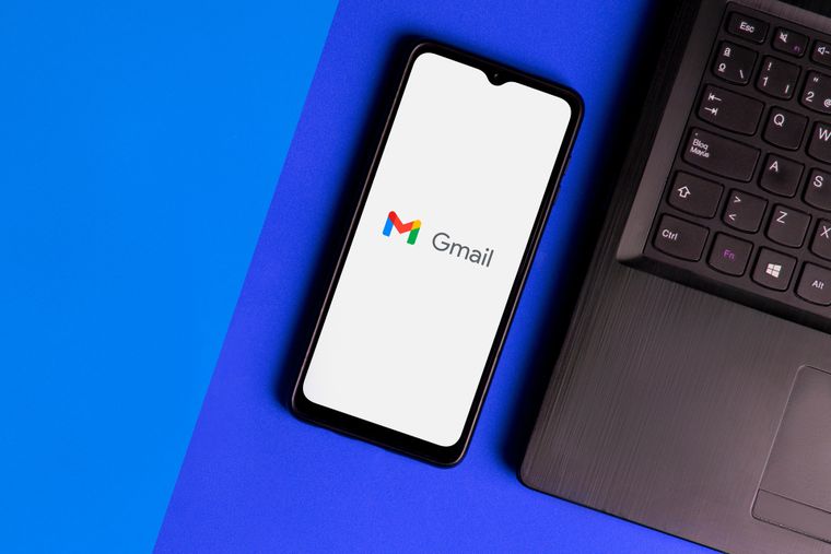 Gmail integrará inteligencia artificial de Gemini para redefinir la experiencia de correo electrónico.