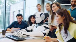 Los oficios manuales y otras profesiones presentan baja exposición a la inteligencia artificial, según Microsoft.